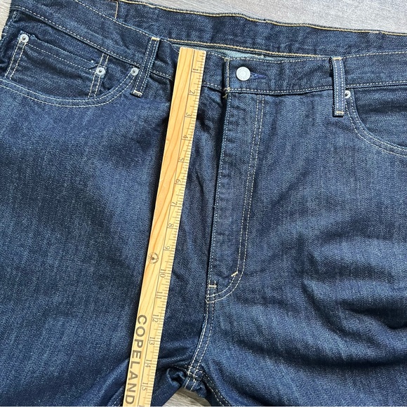 Levi's Men's 559 Relaxed Straight Fit Jeans size 44x32 - Picture 7 of 7